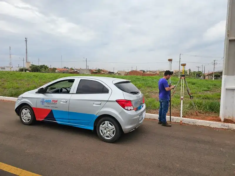 Serviços topográficos execução e controle